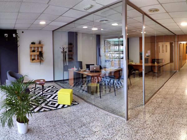 Foto de la entrada de 860 Coworking Castelldefels